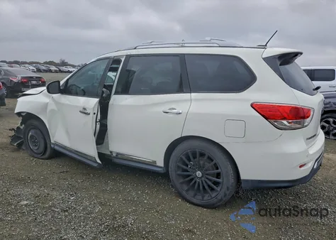 2013 Nissan Pathfinder S z USA, uszkodzony, nr VIN 5N1AR2MM4DC633717